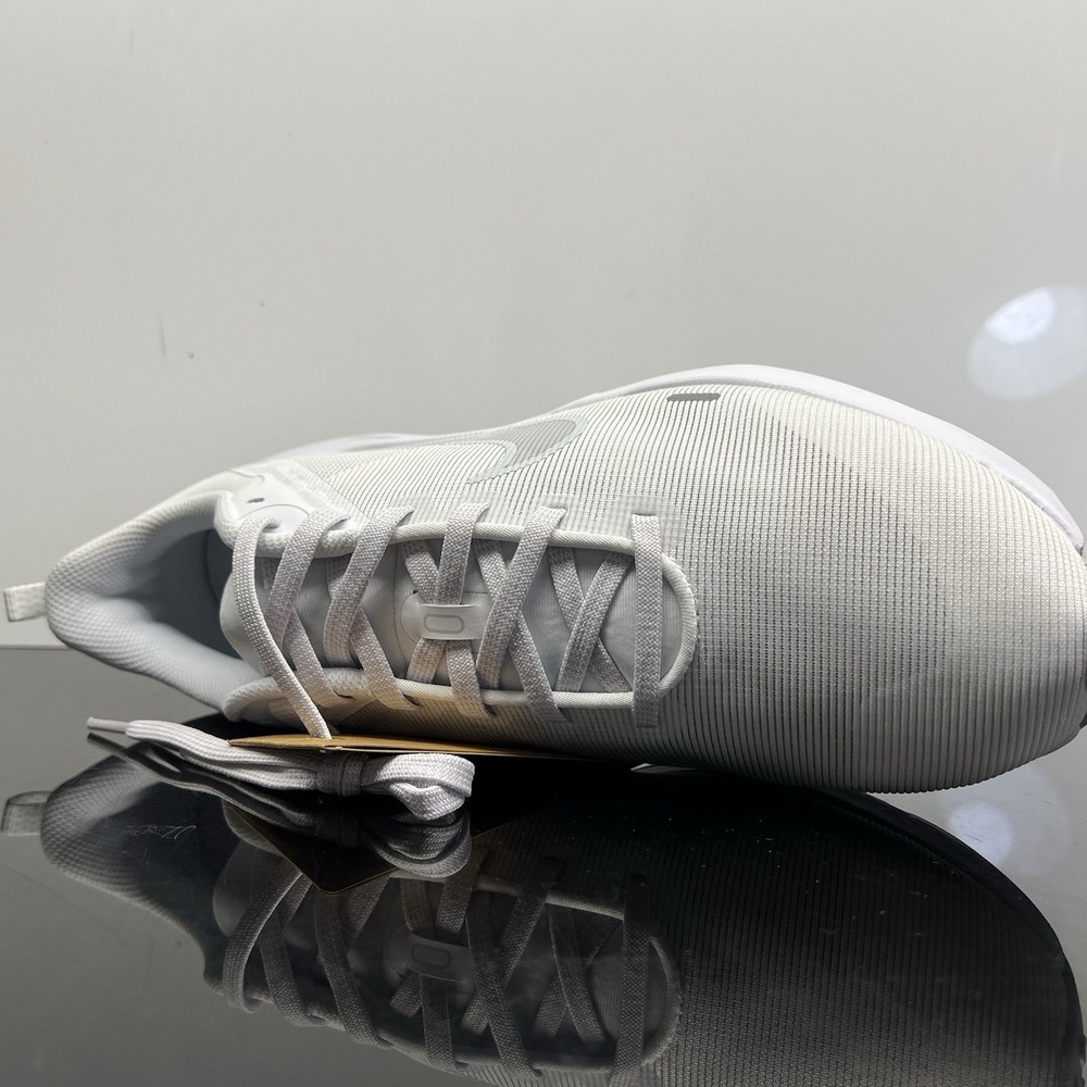 Womens 8.5 - Nike Downshifter 12 Low-Top Trainer Running Shoes White - Picture 4 of 13